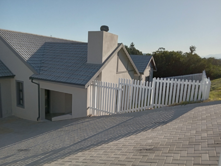 2 Bedroom Property for Sale in Meedingsride Western Cape